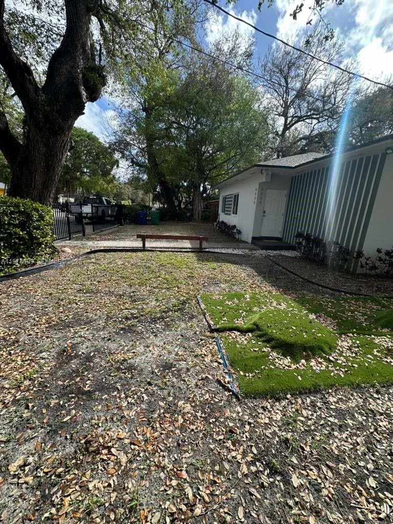 GULFAIR EST 1ST ADDN - Residential Lease