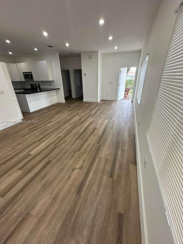 GULFAIR EST 1ST ADDN - Residential Lease