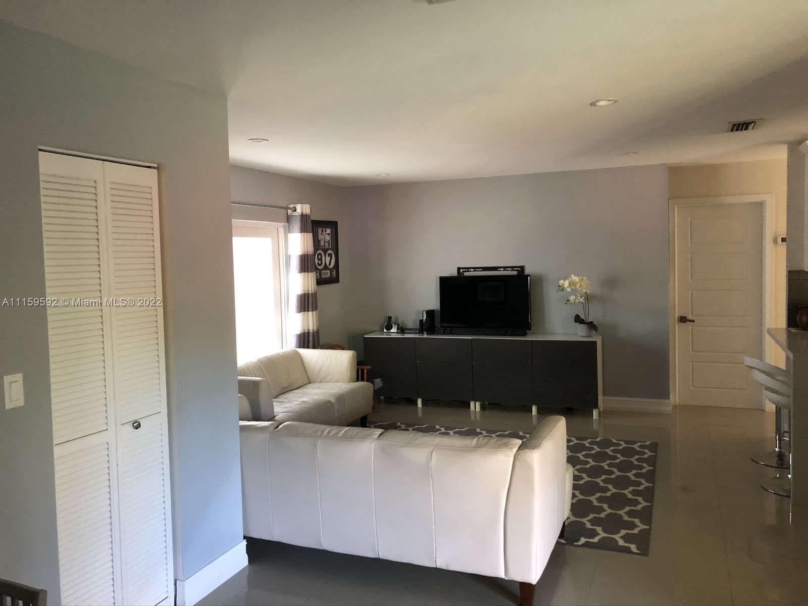 GABLES EDGE - Residential Lease