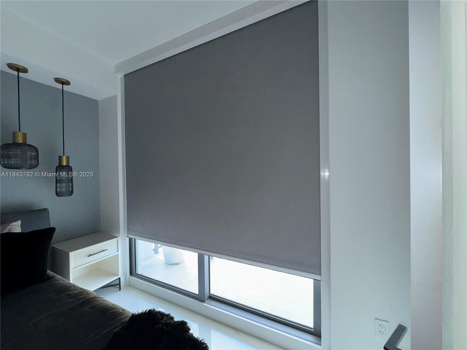 100 LAS OLAS CONDO - Residential