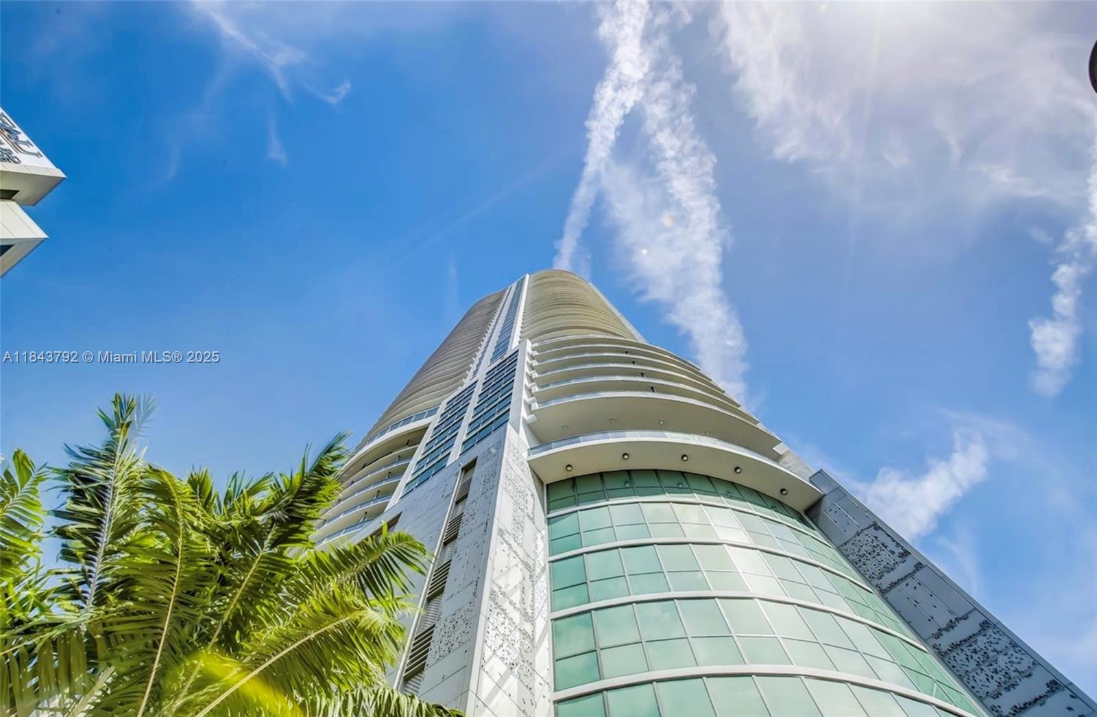 100 LAS OLAS CONDO - Residential