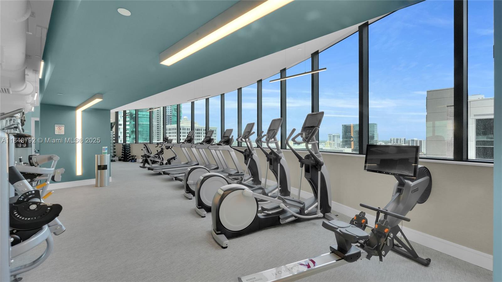 100 LAS OLAS CONDO - Residential