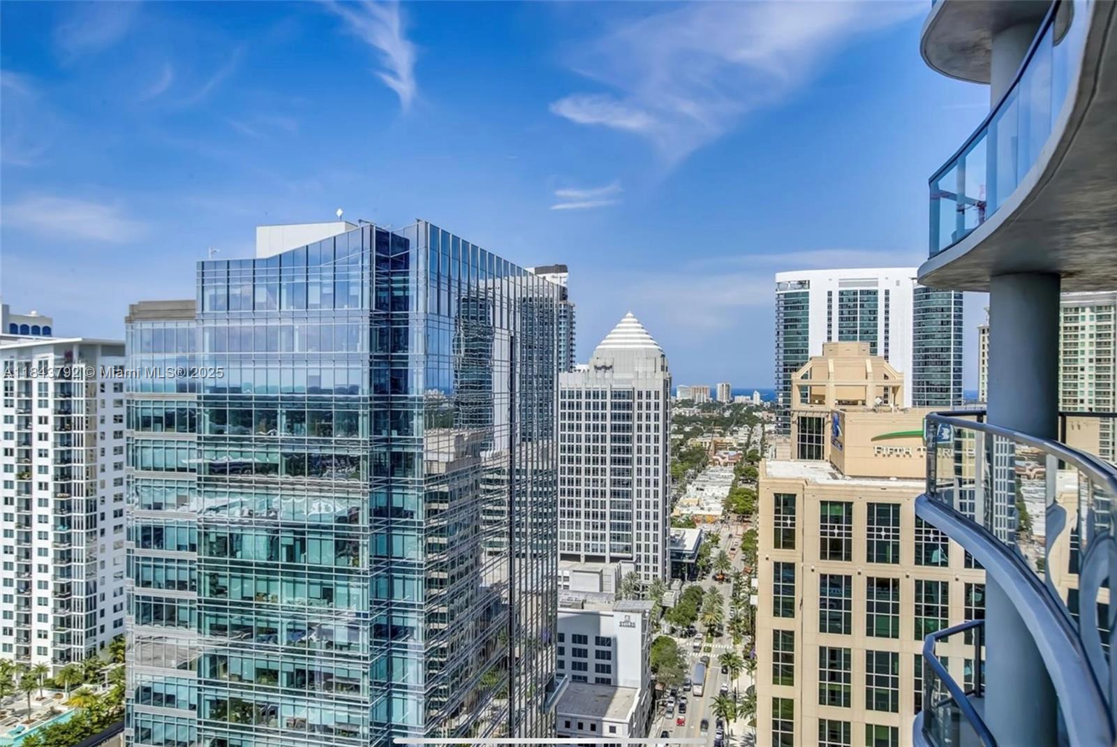 100 LAS OLAS CONDO - Residential