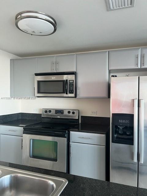 TERRAZAS RIVERPARK VILLAG - Residential