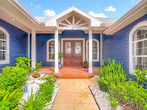 18120 River Chase Ct. Other FL 33920