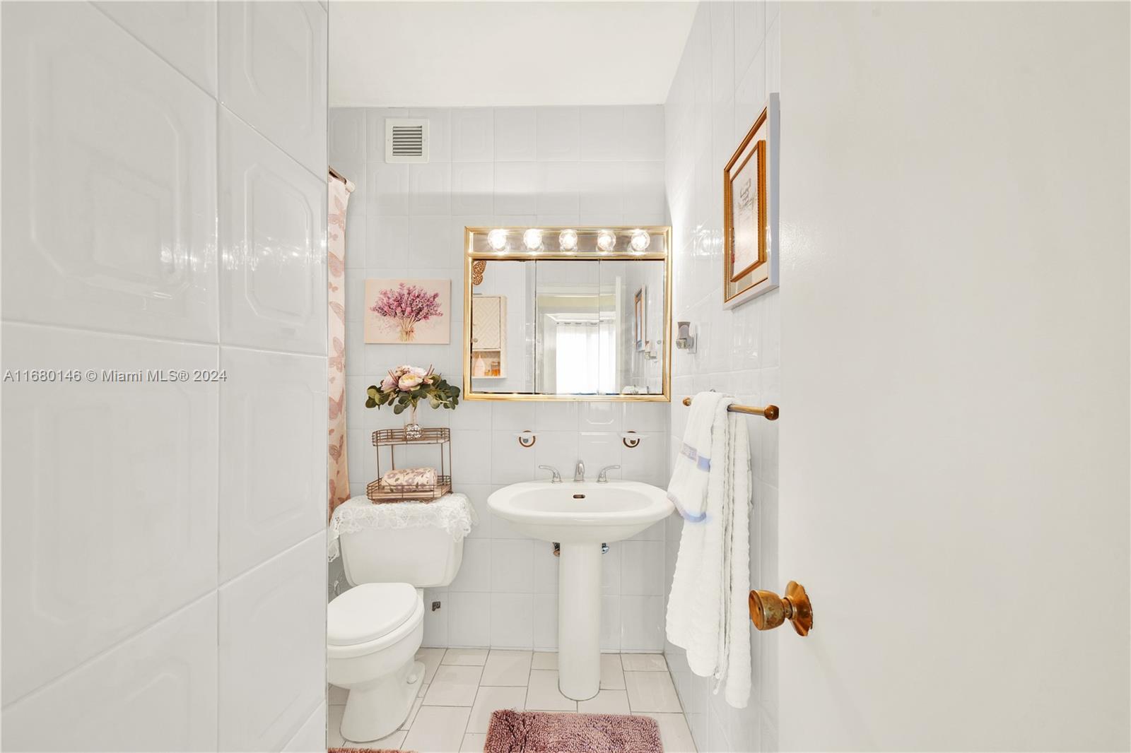 BRICKELL TOWNHOUSE CONDO - Residential