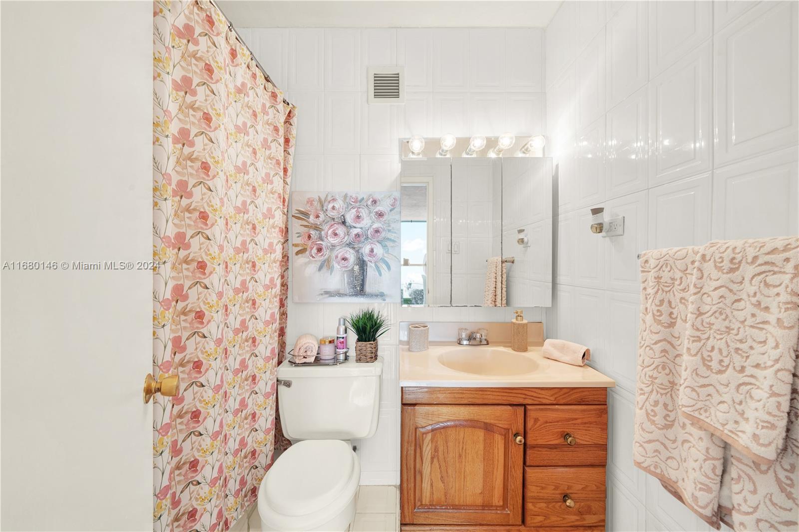BRICKELL TOWNHOUSE CONDO - Residential