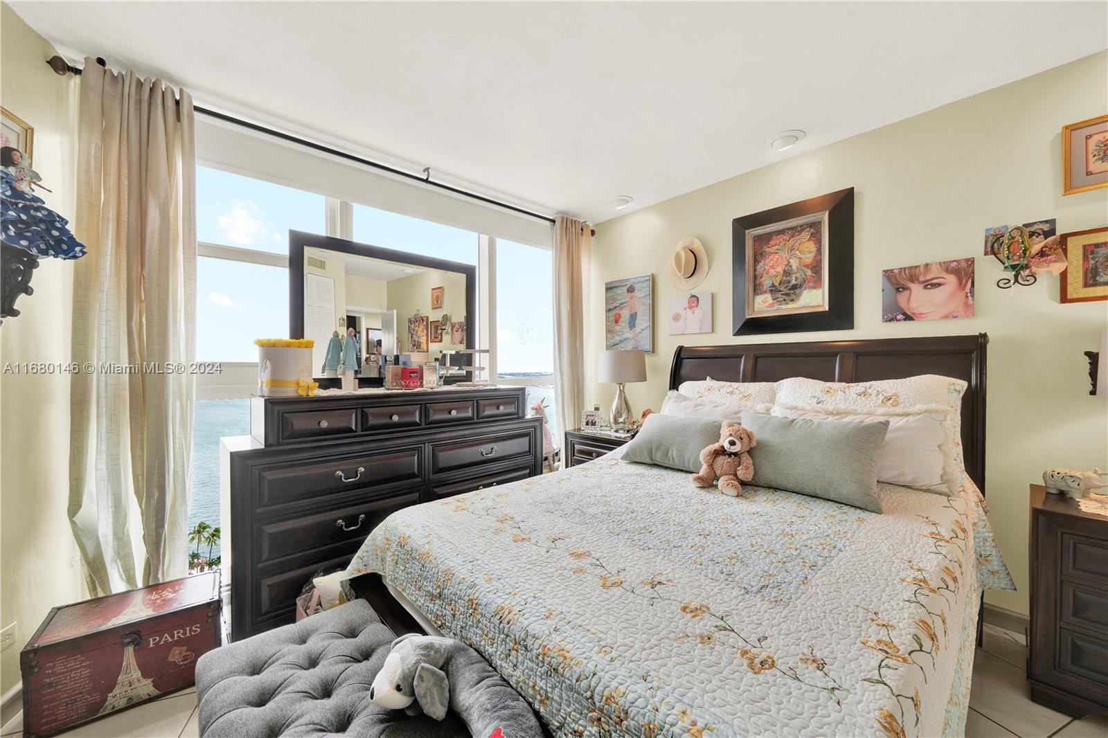 BRICKELL TOWNHOUSE CONDO - Residential