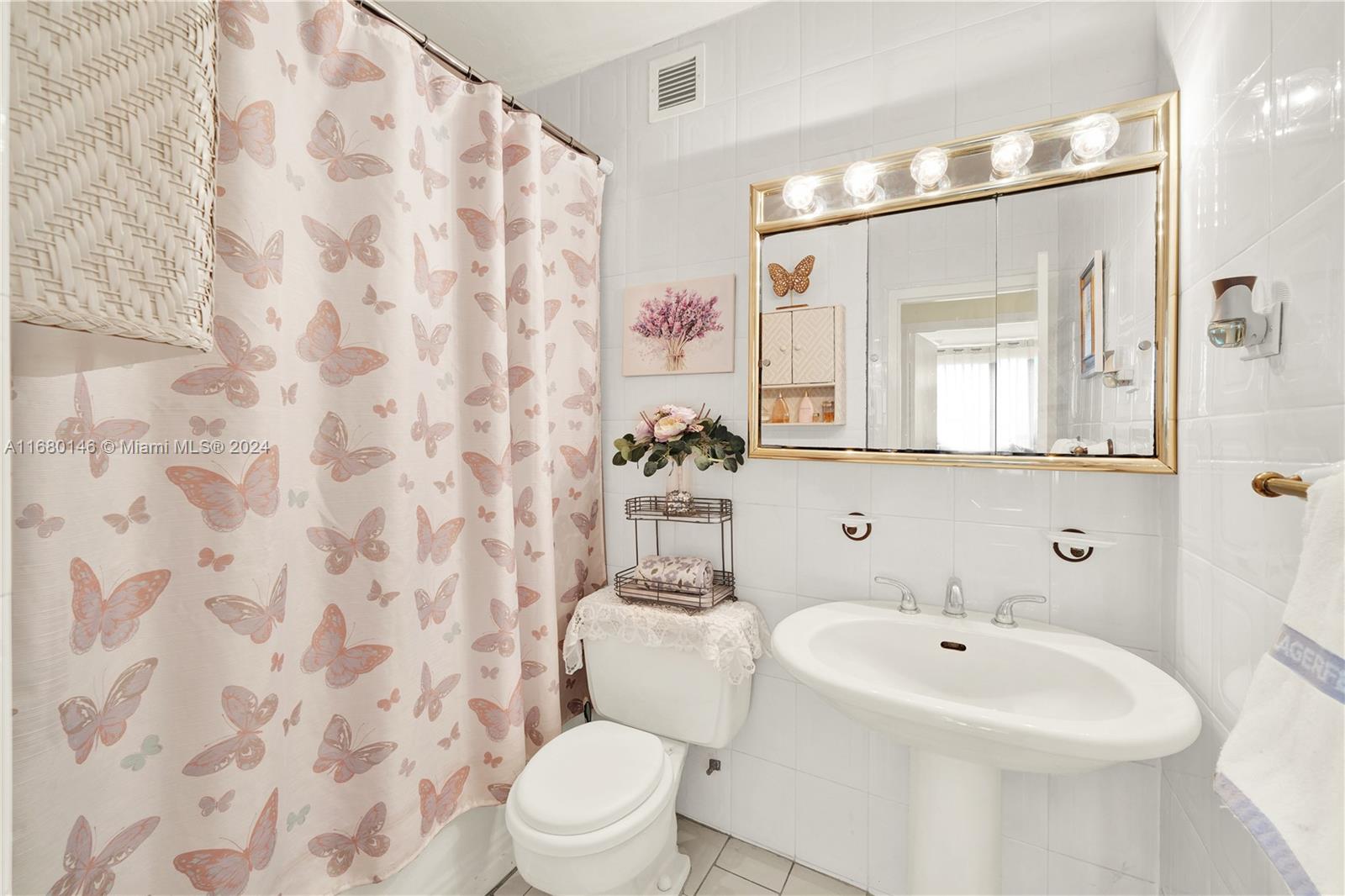 BRICKELL TOWNHOUSE CONDO - Residential
