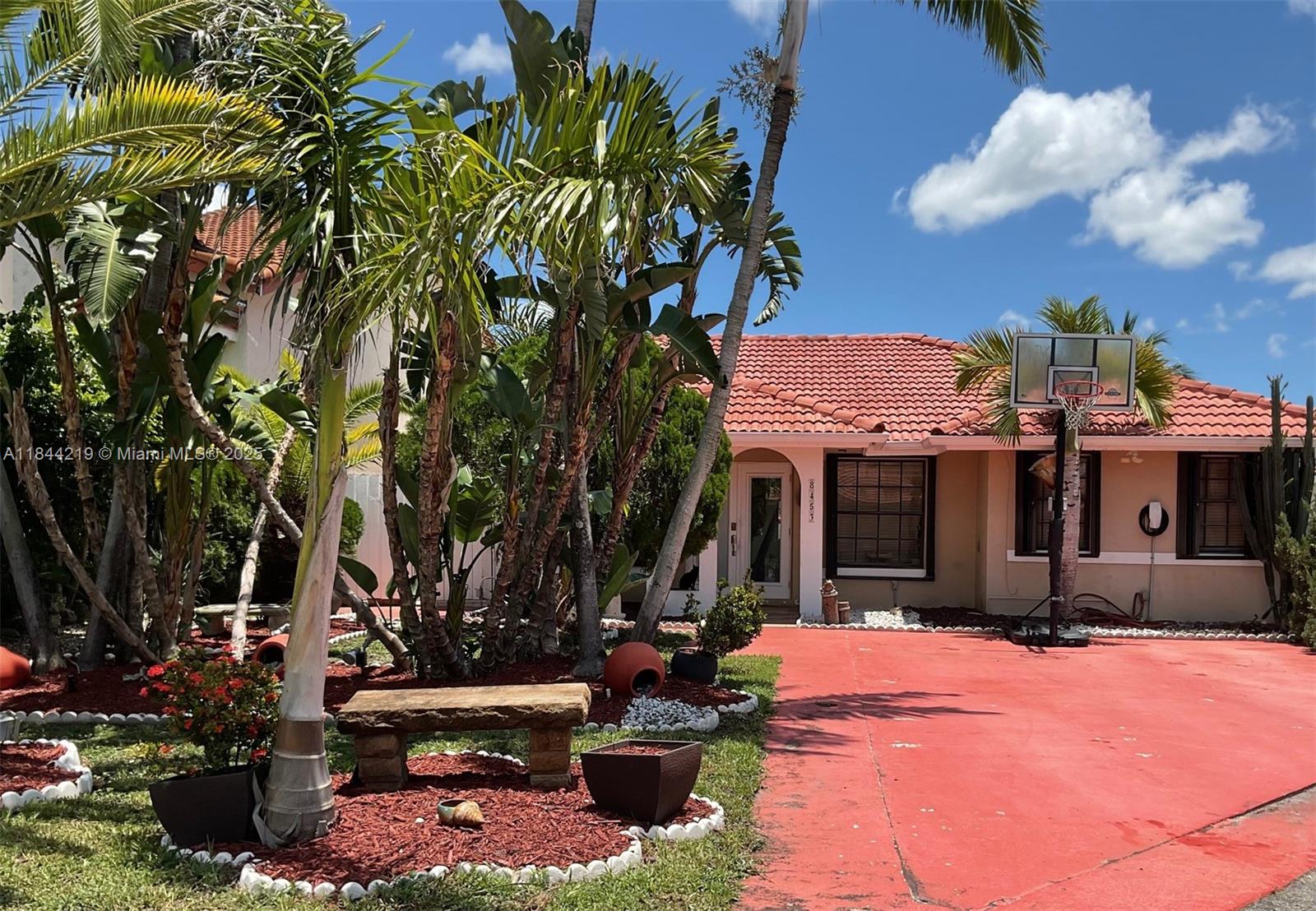 Welcome to this stunning lakefront home in the desirable family- friendly community of Angelina Gardens at lakes! Enjoy outdoor living area with your morning coffee. This home comes equipped with updated kitchen with stainless steel appliances. Development offers a community pool with low HOA. Located near A+ rated schools, shopping and highways. Beautiful landscaping, quiet neighborhood. Experience the perfect blend comfort style and convenience in one of Hialeah, exclusive neighborhood. A must see!!
As per seller request, I need 24 hours' notice to do showings. By appointments only.