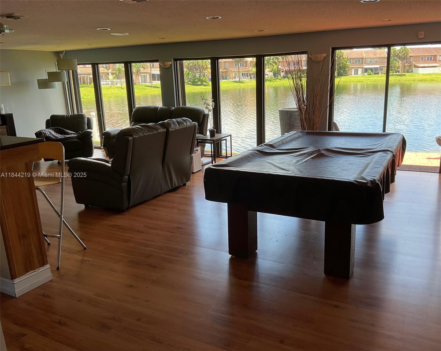 ANGELICA GARDENS AT LAKES - Residential