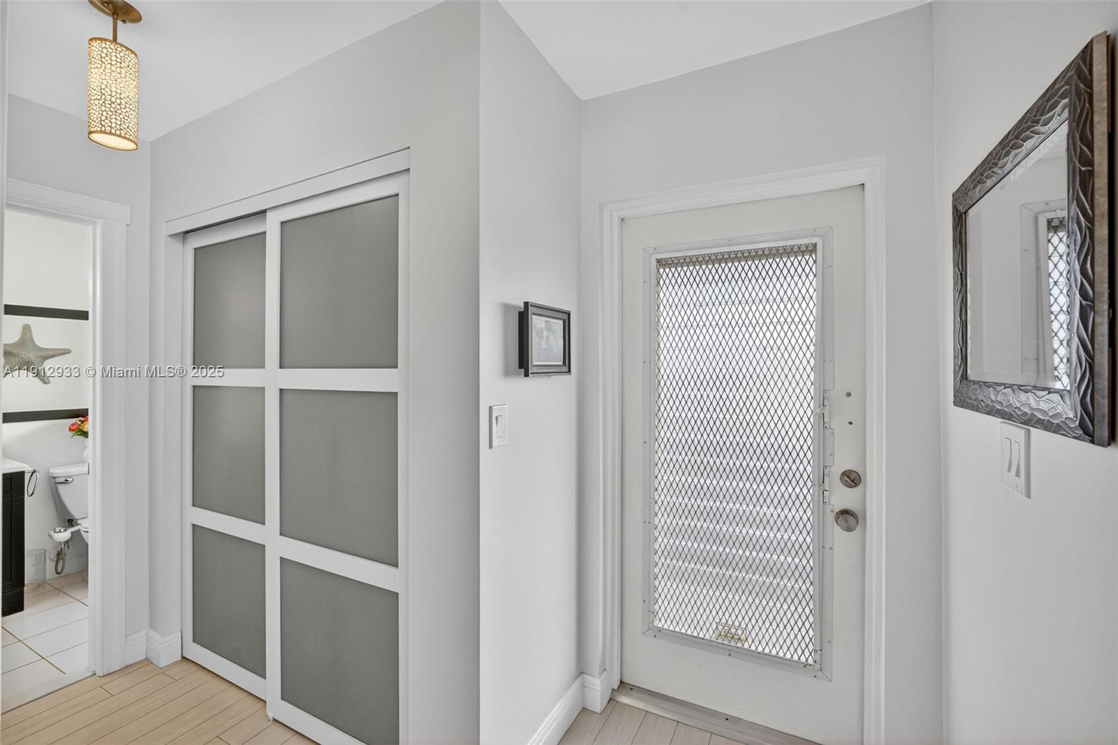 ORIOLE GOLF & TENNIS CLUB - Residential