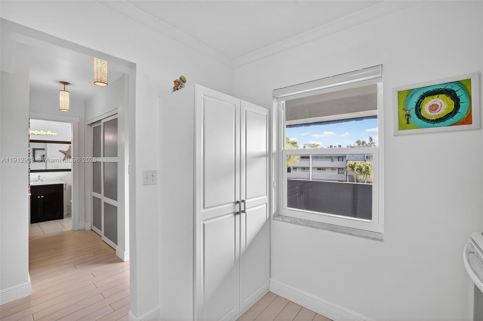 ORIOLE GOLF & TENNIS CLUB - Residential