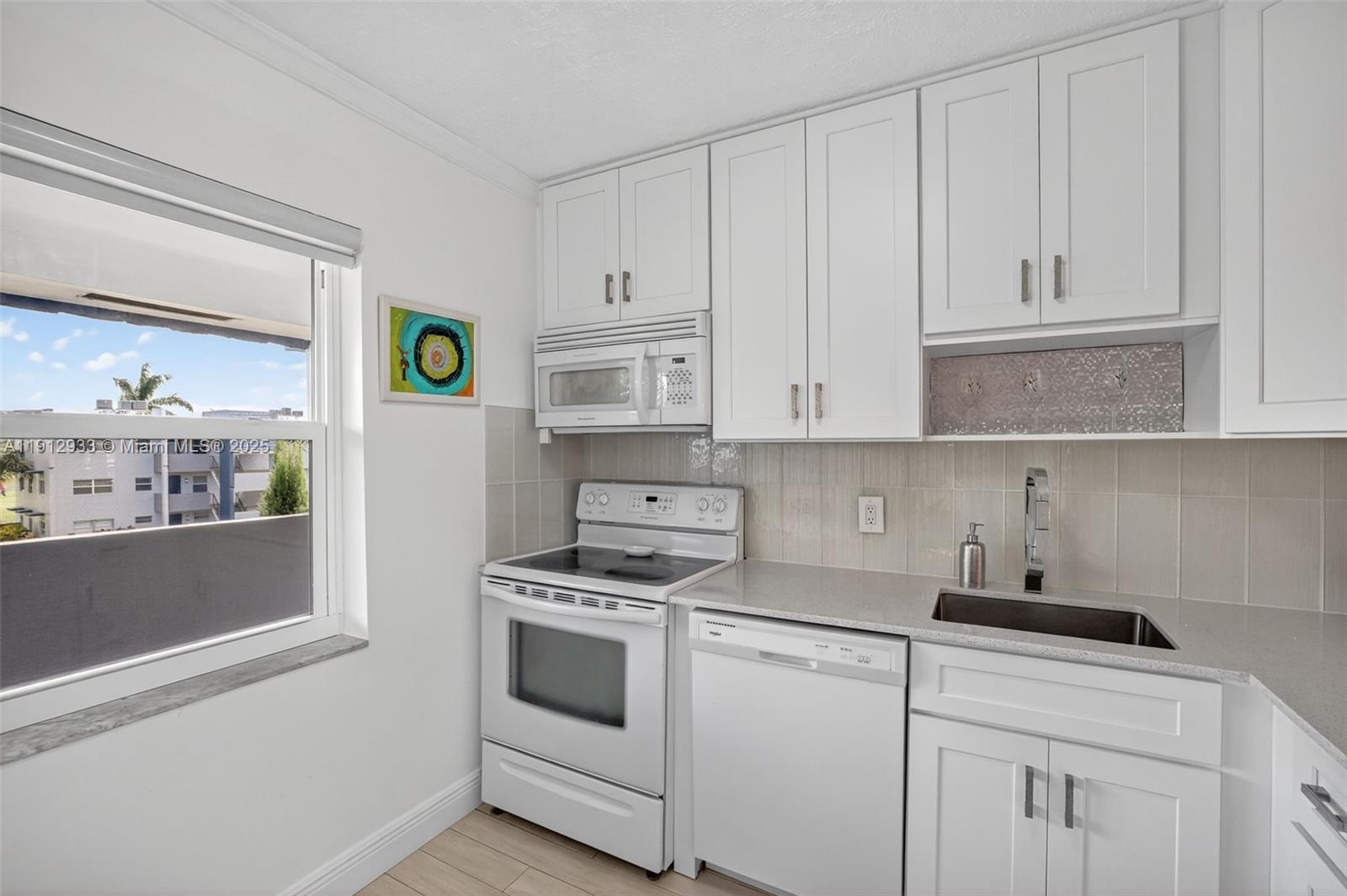 ORIOLE GOLF & TENNIS CLUB - Residential