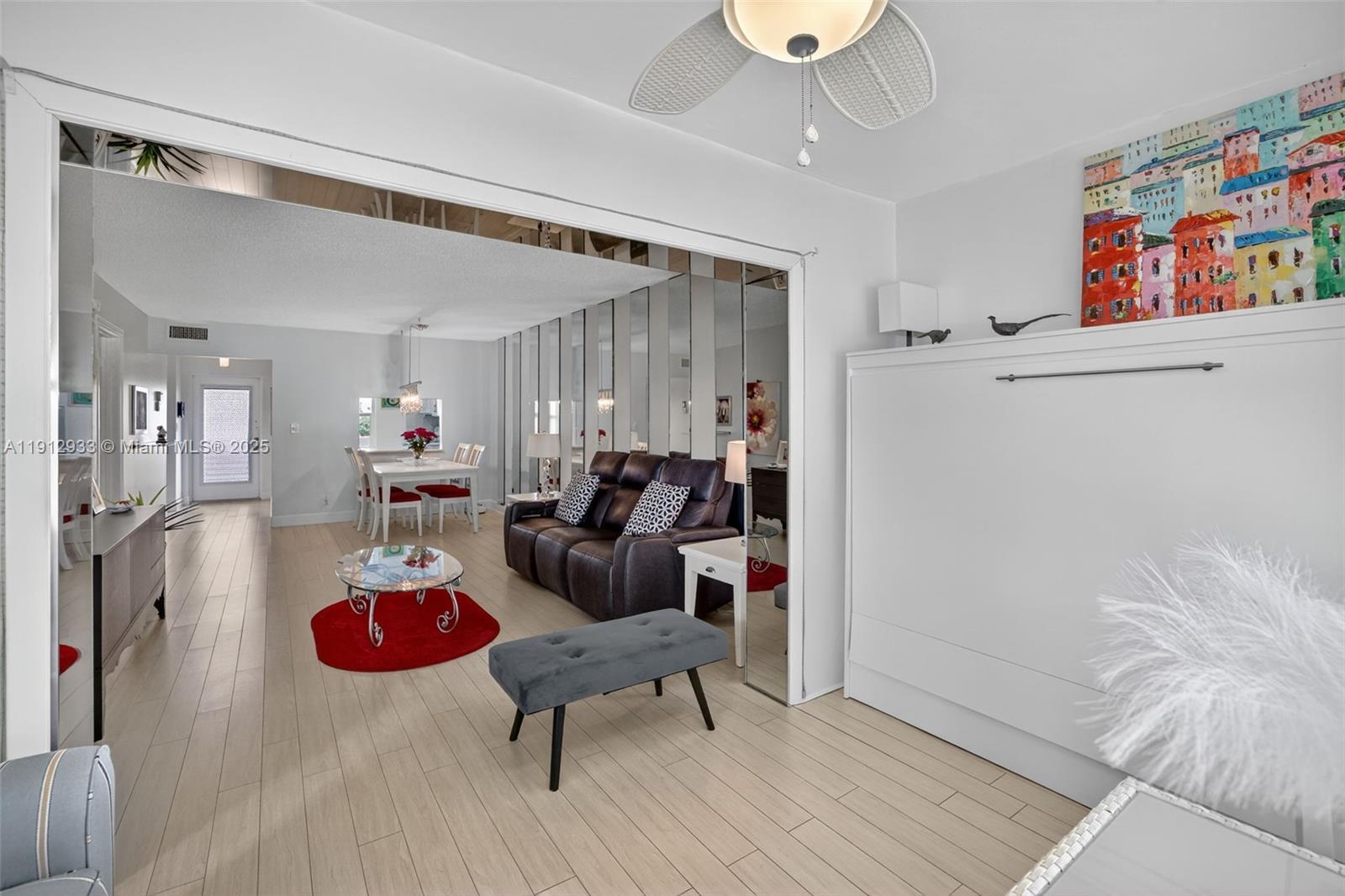 ORIOLE GOLF & TENNIS CLUB - Residential