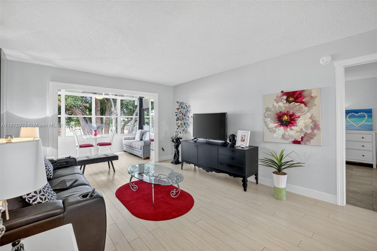 ORIOLE GOLF & TENNIS CLUB - Residential