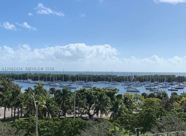 2811 S Bayshore Dr 5C