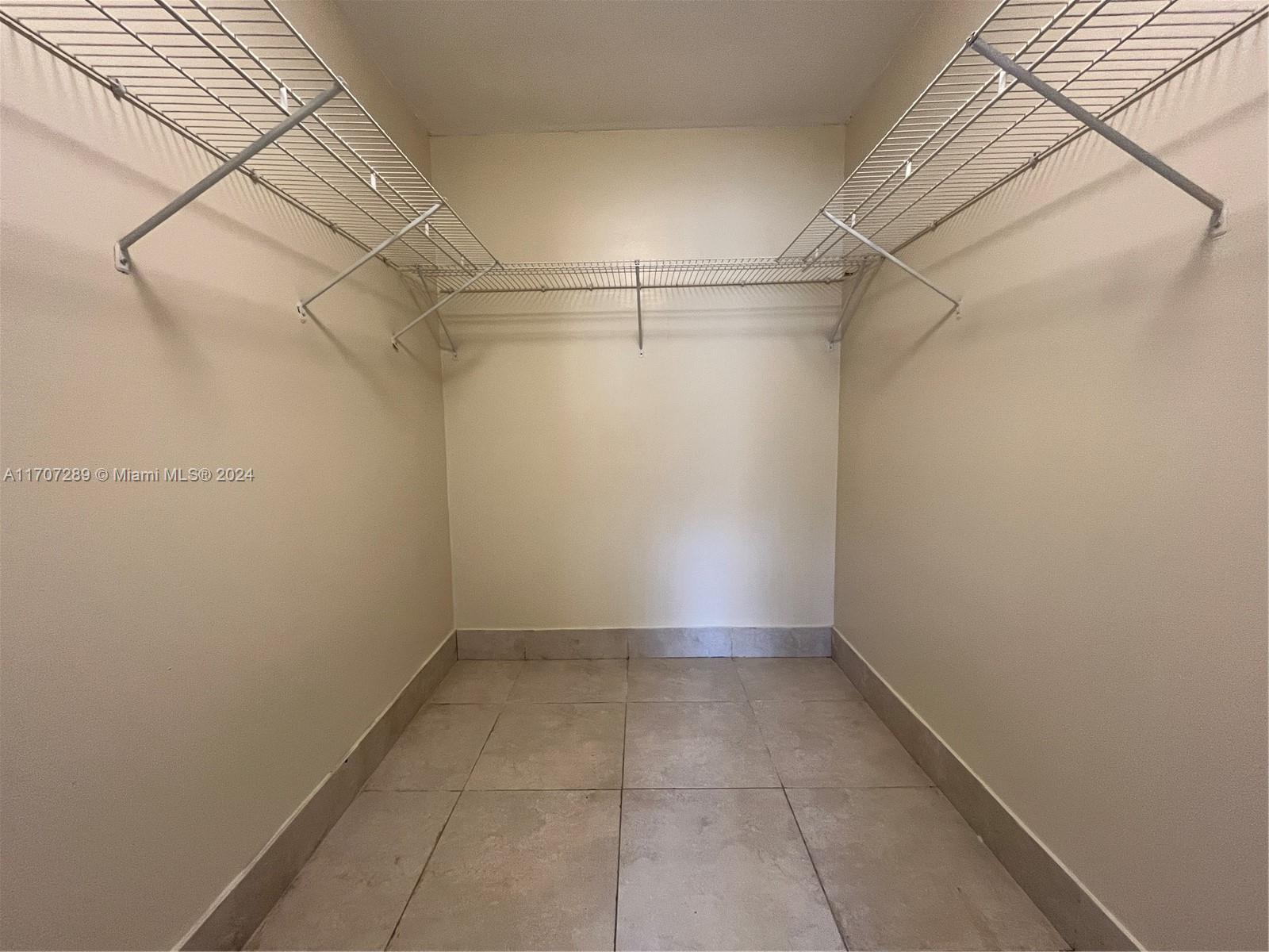 SUNSET HILLS I CONDOMINIU - Residential