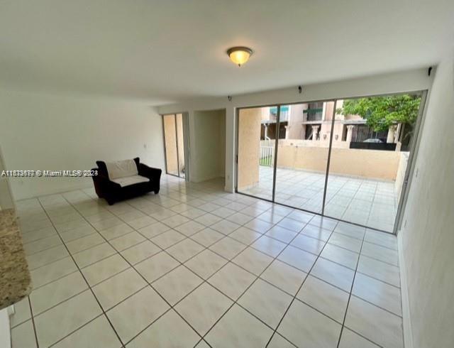 9173 Fontainebleau Blvd 3