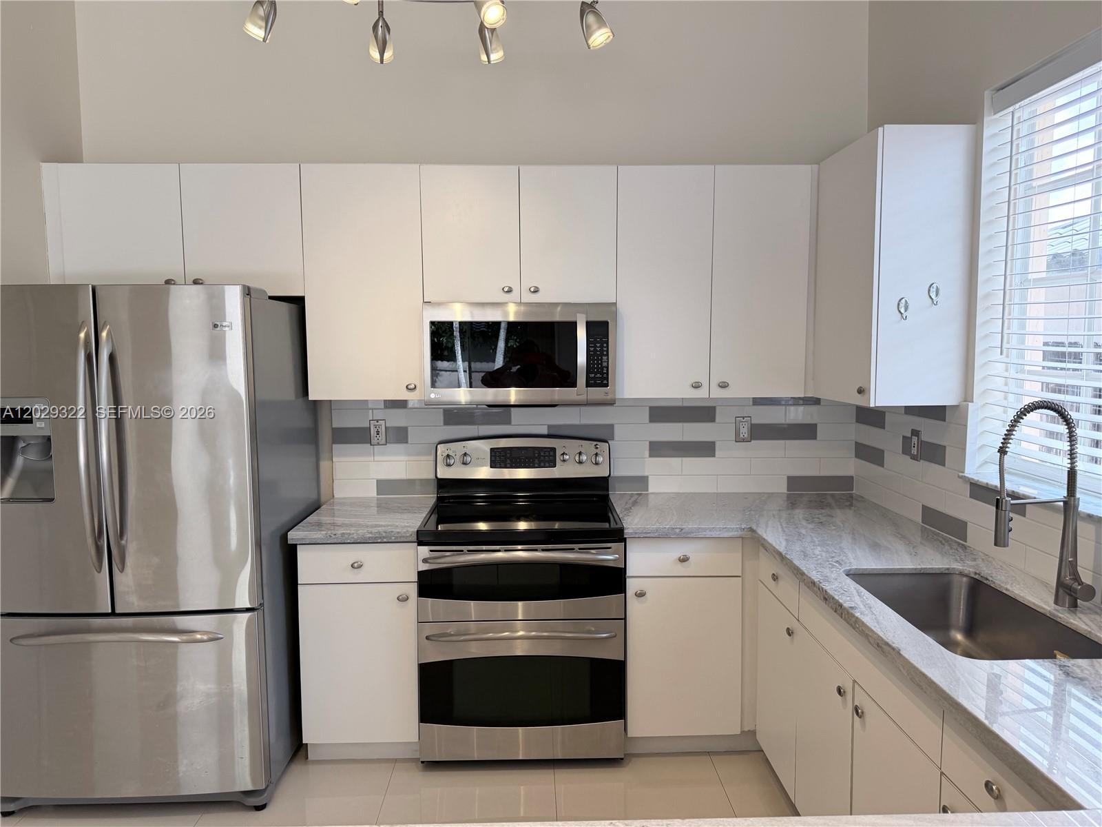 GARDEN HILLS WEST - Residential