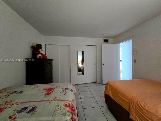 KENDALL ACRES CONDO BLDG - Residential