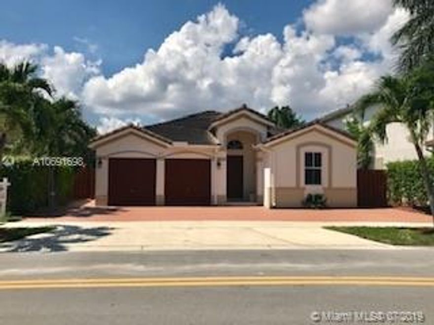 *****REDUCED*****TO SELL FAST SHOW THIS GEM WITH PRIDE , ORIGINAL OWNER SUPER WELL TAKEN CARE OF, ONE STORY WITH 4 BEDROOM 3 BATH, COVERED TERRACE . ENJOY THE BACKYARD WITH A BUILT IN BARBEQUE AND JACUZZY, NEW A/C UNIT KITCHEN WITH GRANITE COUTER TOP, CERAMIC TILES AND MUCH MORE "IMPECABLE" CALL TODAY FOR
APPOINTMENT, EASY TO SHOW