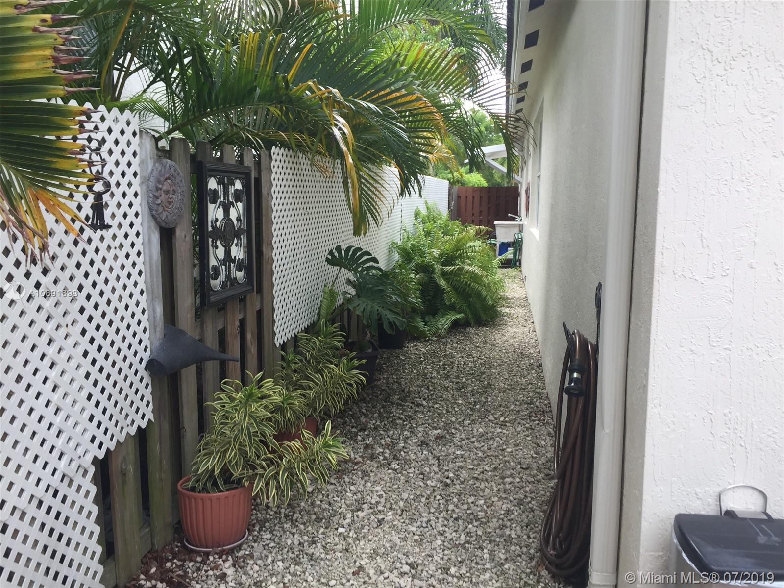 RIVENDELL EAST - Residential