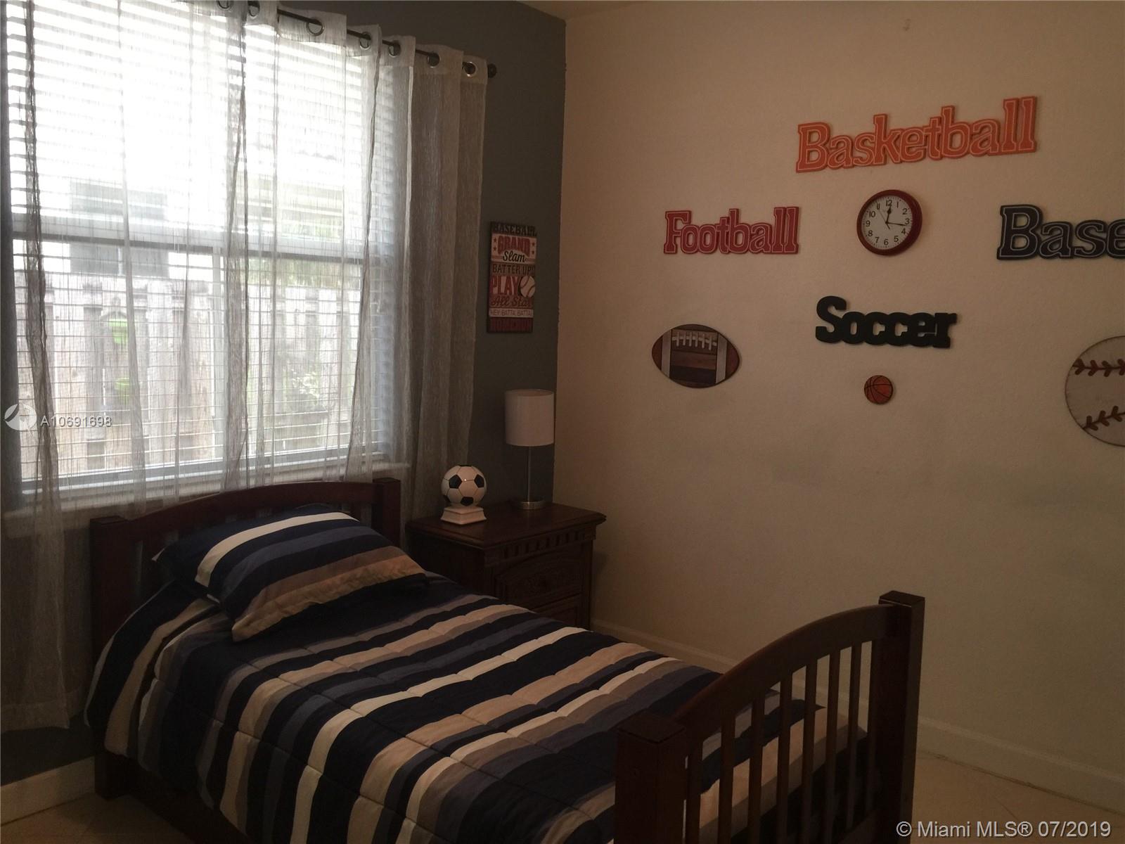 RIVENDELL EAST - Residential