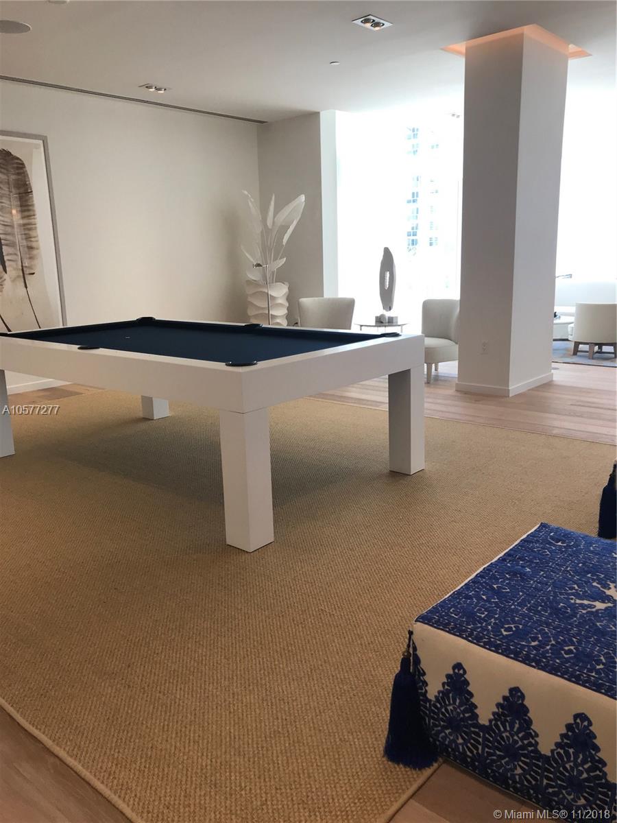 GALE AT FORT LAUDERDALE - Residential Lease