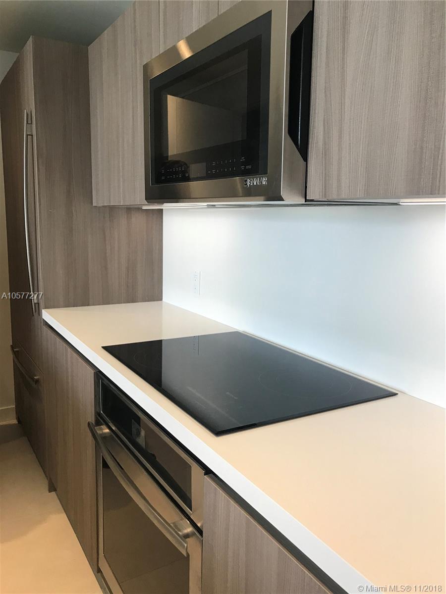 GALE AT FORT LAUDERDALE - Residential Lease