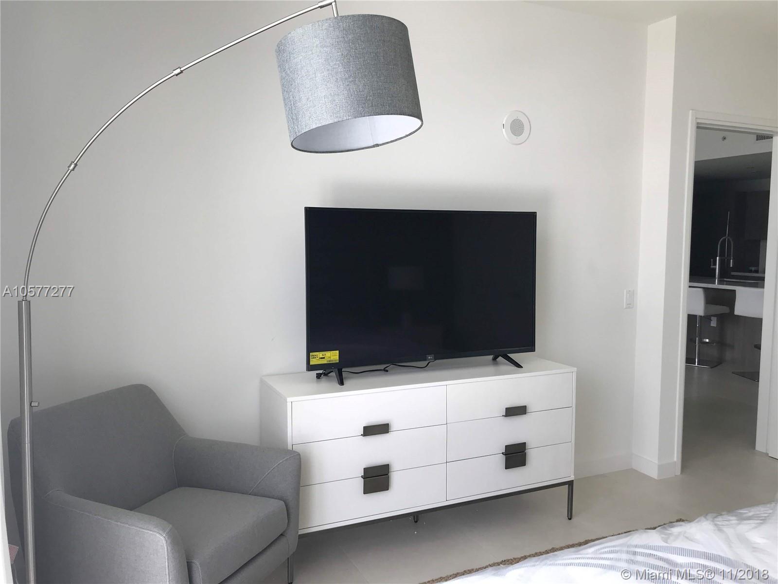 GALE AT FORT LAUDERDALE - Residential Lease
