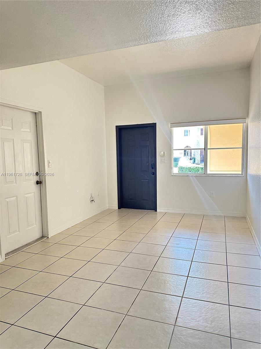 LAKES BY THE BAY JAY - Residential