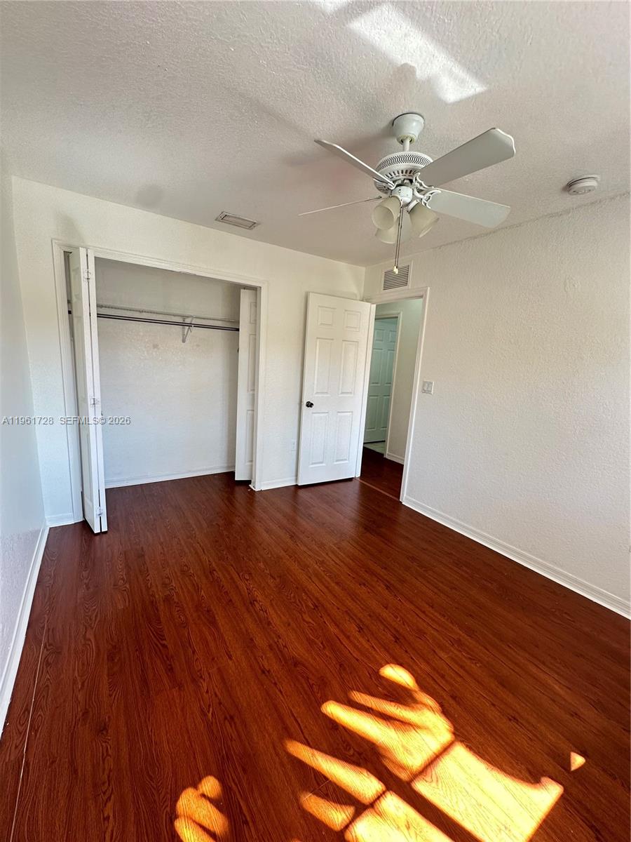 LAKES BY THE BAY JAY - Residential