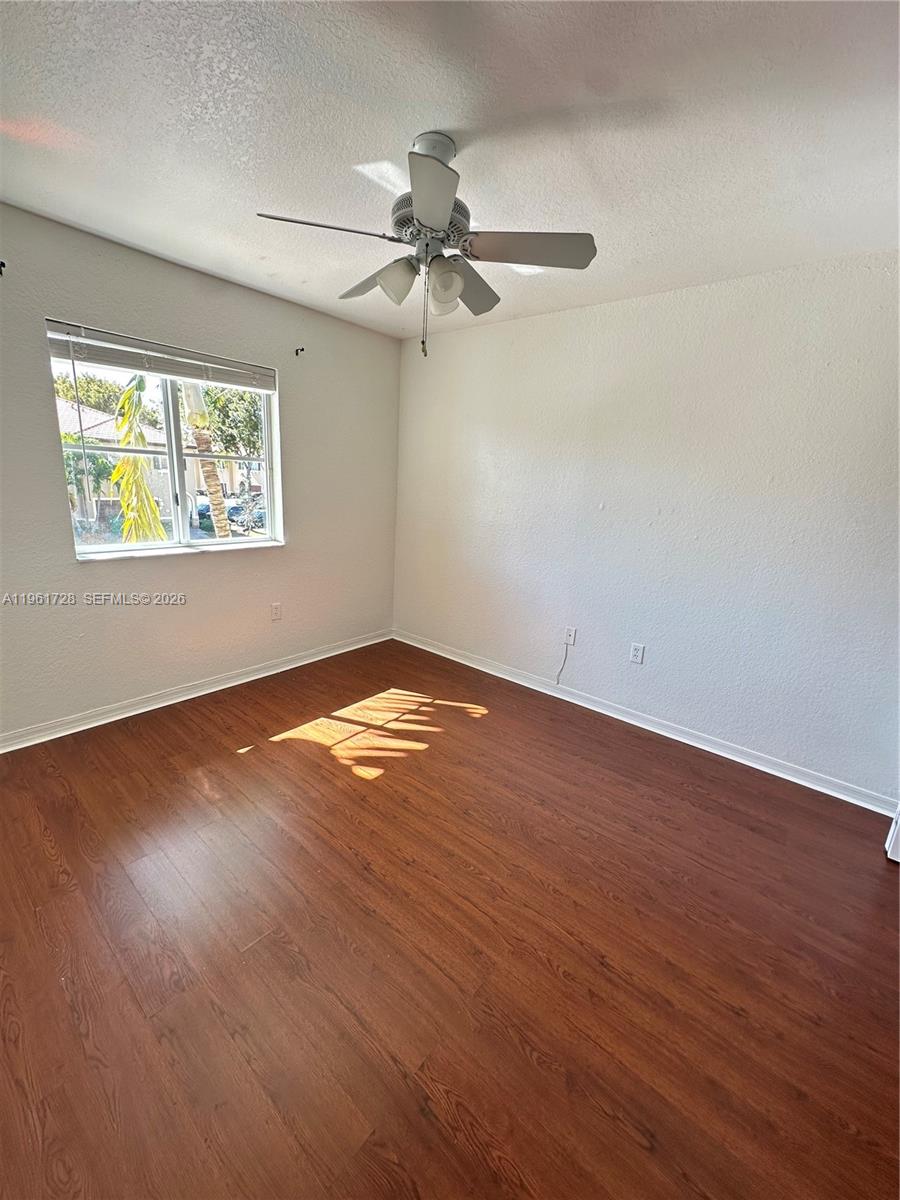 LAKES BY THE BAY JAY - Residential