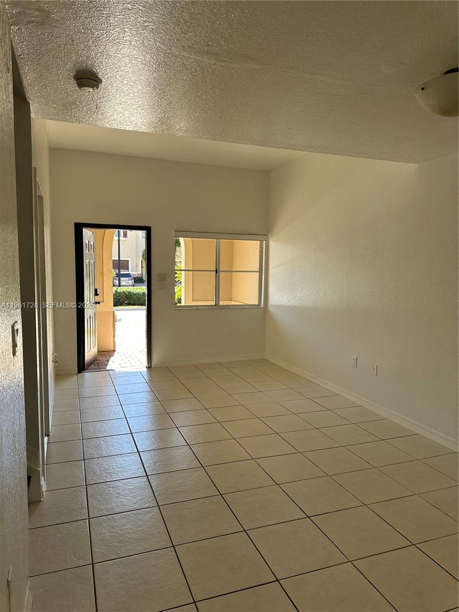 LAKES BY THE BAY JAY - Residential