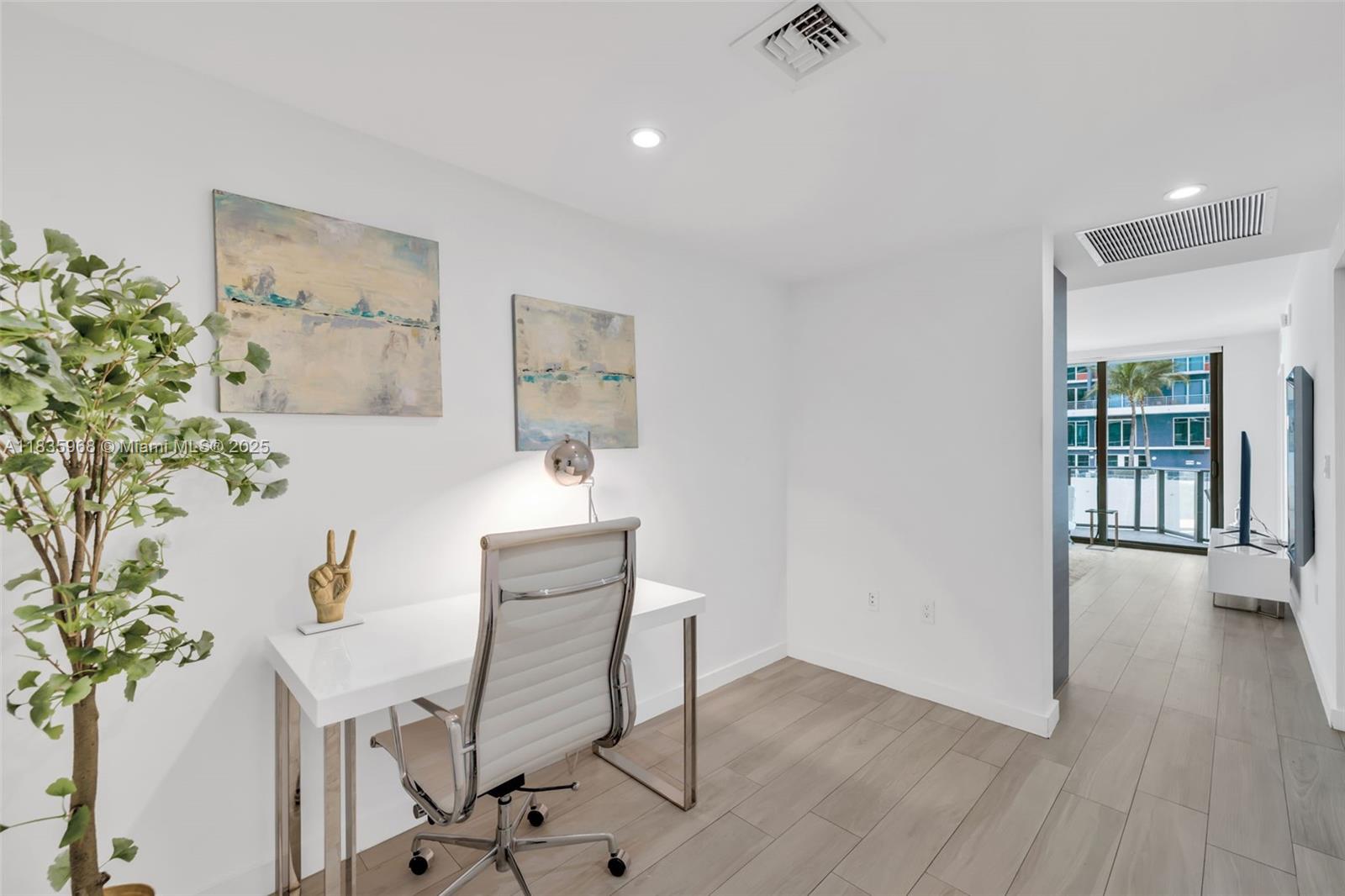1300 S Miami Ave 1208