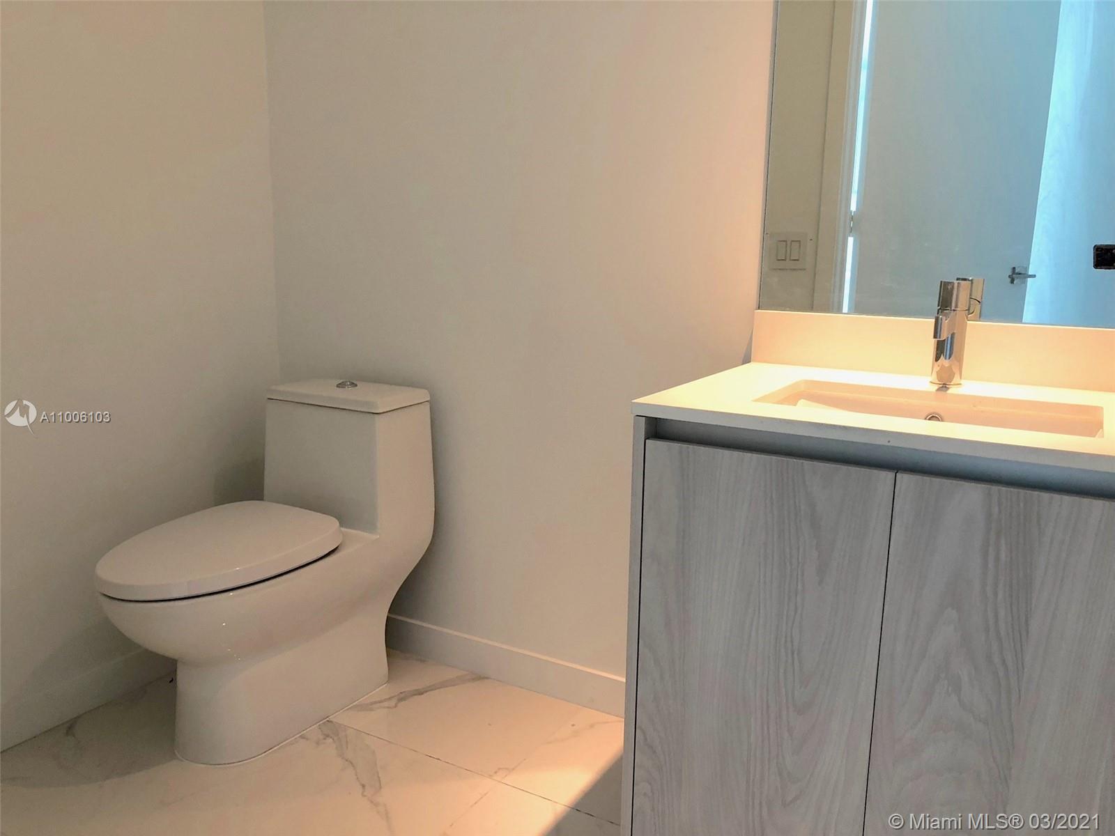 ONE PARAISO CONDO - Residential