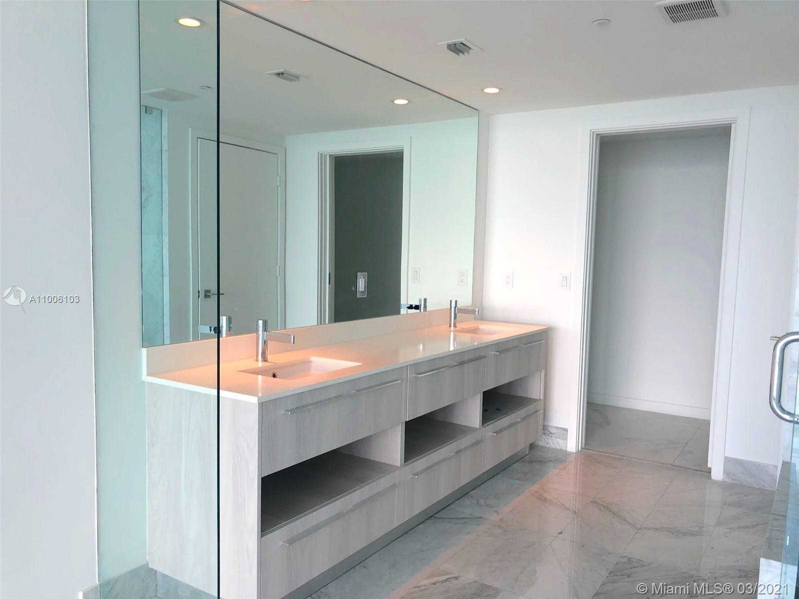 ONE PARAISO CONDO - Residential