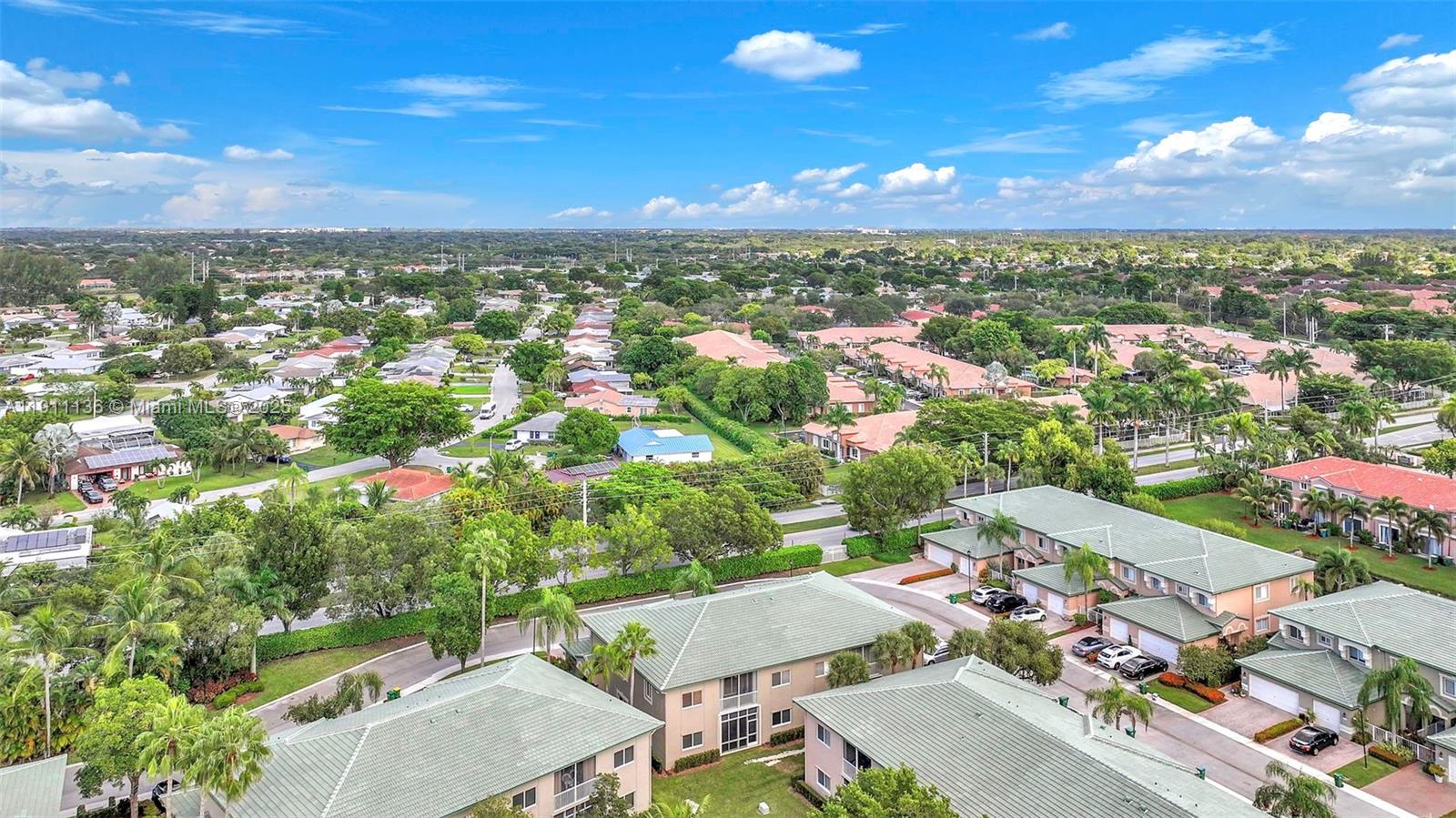 EXETER CONDOMINIUM - Residential