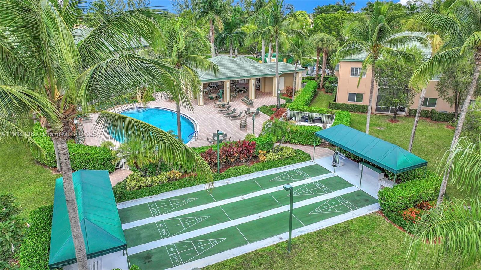 EXETER CONDOMINIUM - Residential