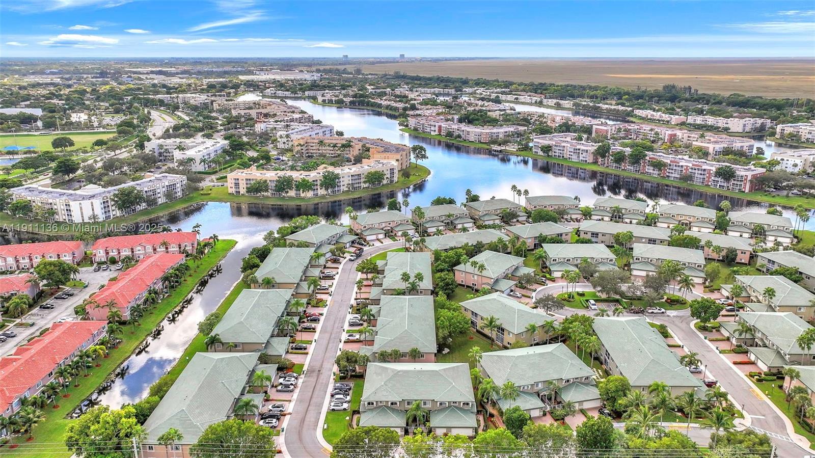 EXETER CONDOMINIUM - Residential