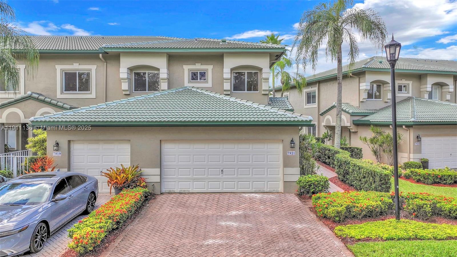 EXETER CONDOMINIUM - Residential