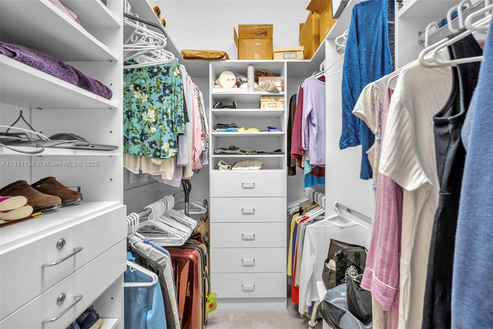 EXETER CONDOMINIUM - Residential