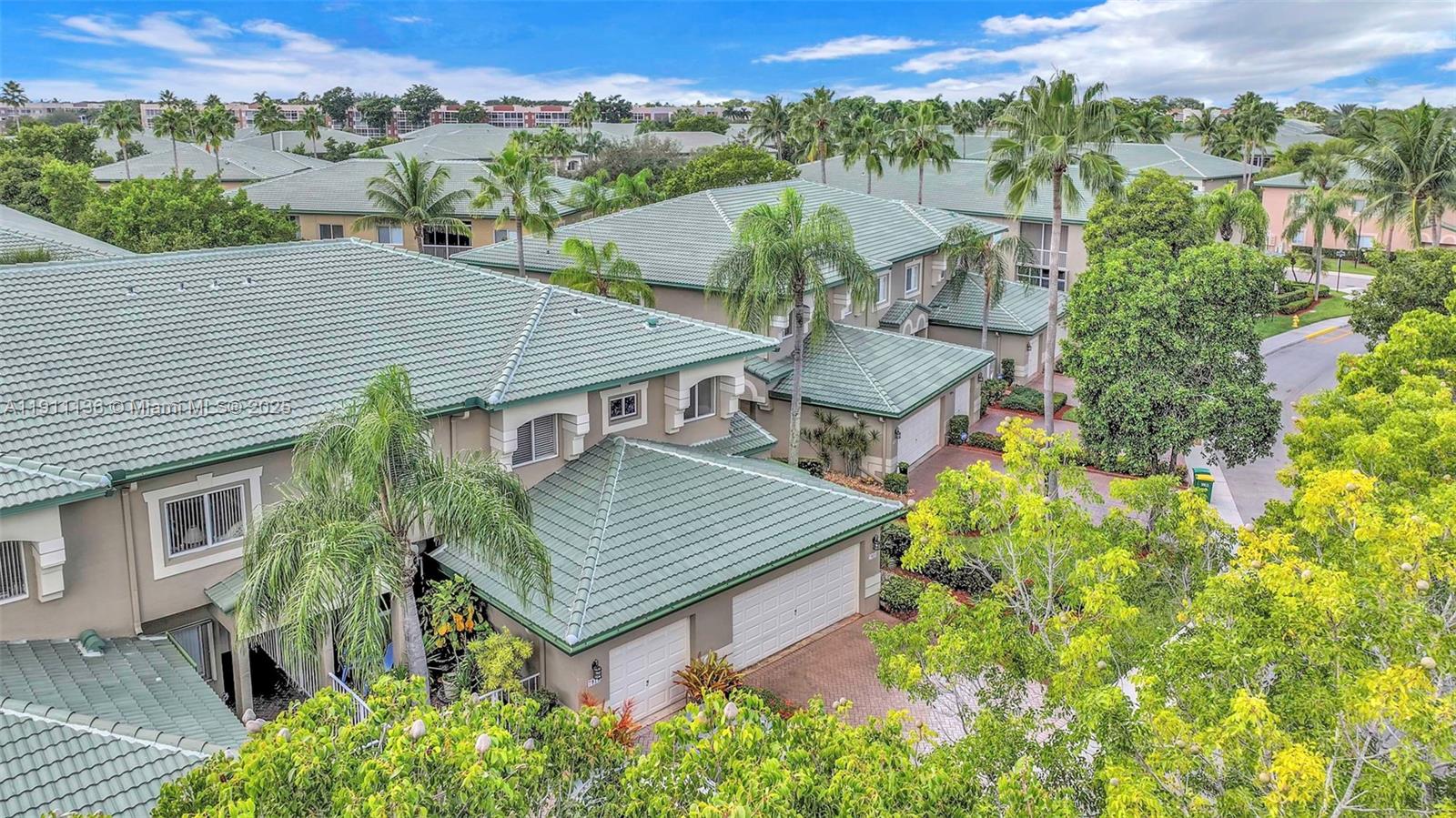 EXETER CONDOMINIUM - Residential