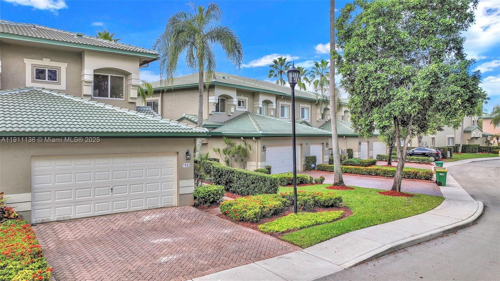 EXETER CONDOMINIUM - Residential