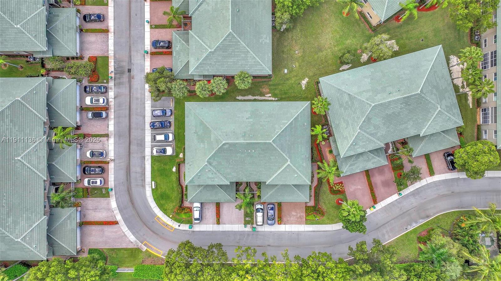 EXETER CONDOMINIUM - Residential