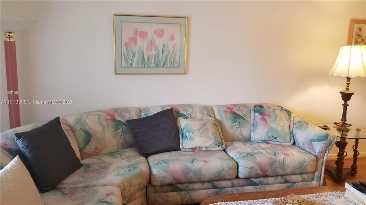 CASTLE APARTMENTS 2 CONDO - Residential