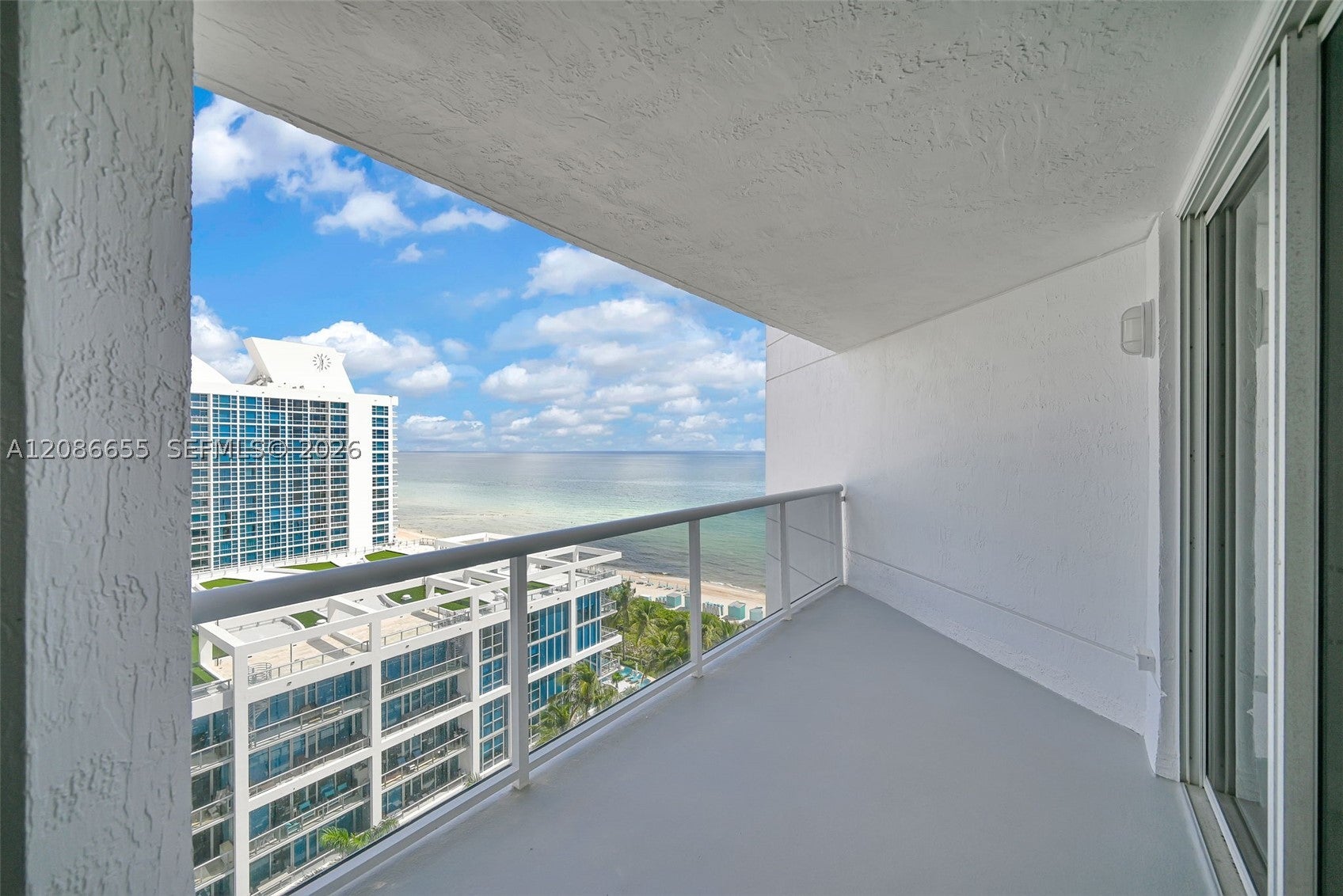 6767 Collins Ave 1403