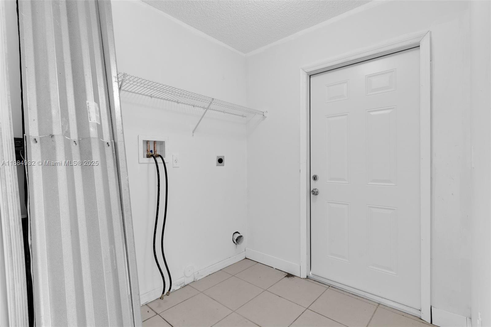 CEDAR CREEK 1ST ADDN - Residential