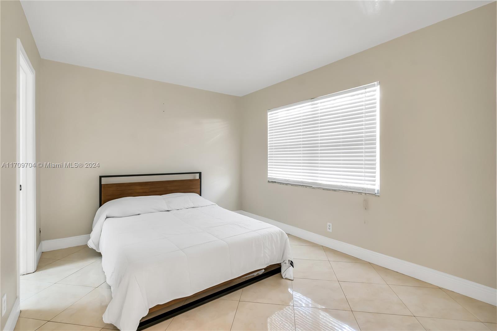 BUCKINGHAM EAST AT CENTUR - Residential